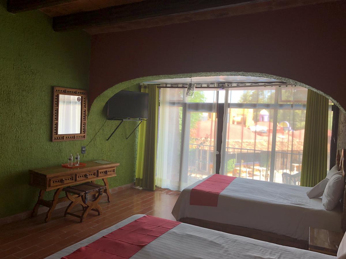 تيكيسكيابان Mi Hotel المظهر الخارجي الصورة